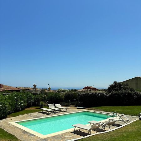 Villa Claudia Piscina Privata Stintino Exterior photo